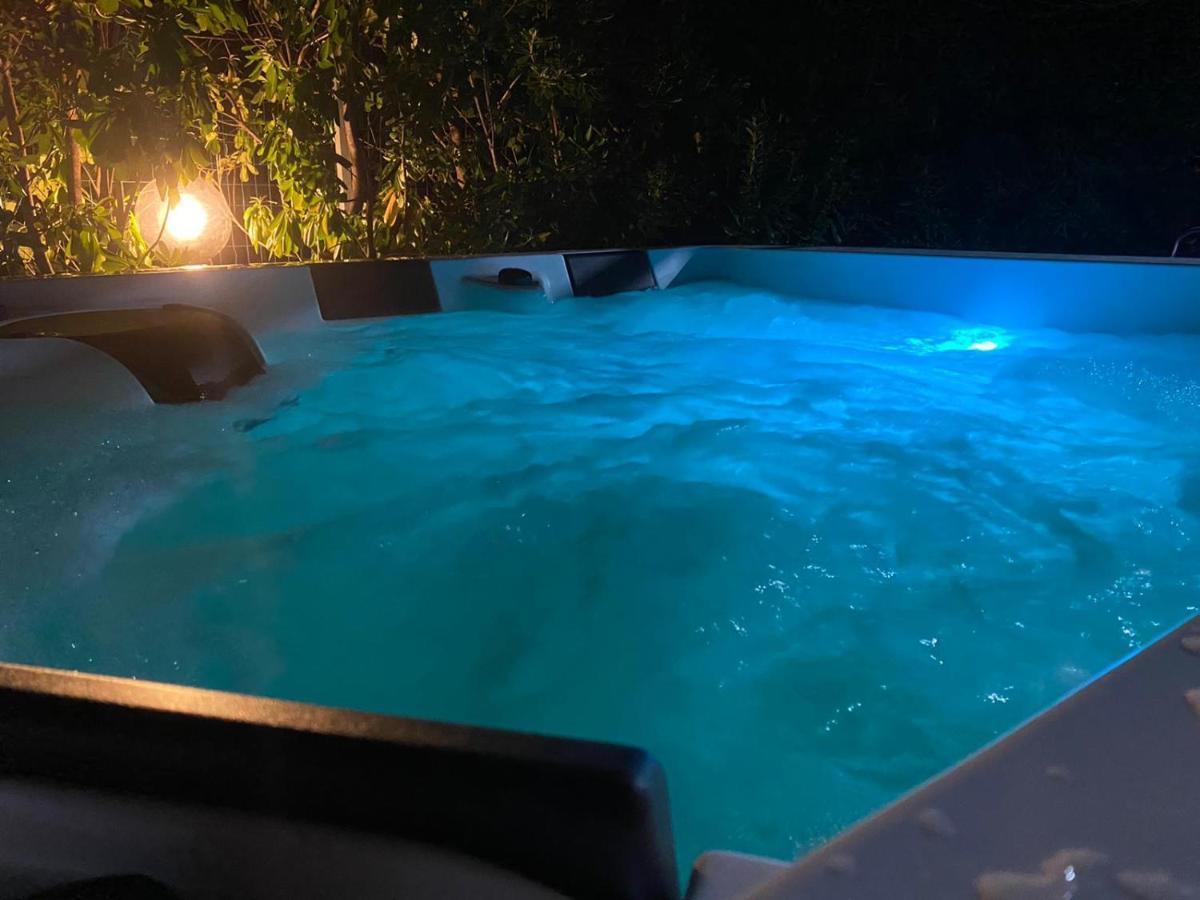 Villa Dettori Сан Теодоро Екстериор снимка
